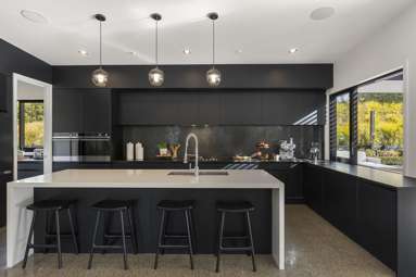 28 Taylor Road_2