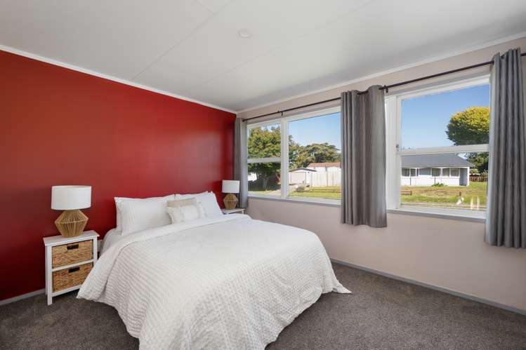 2 Adam Place Mangakakahi_7