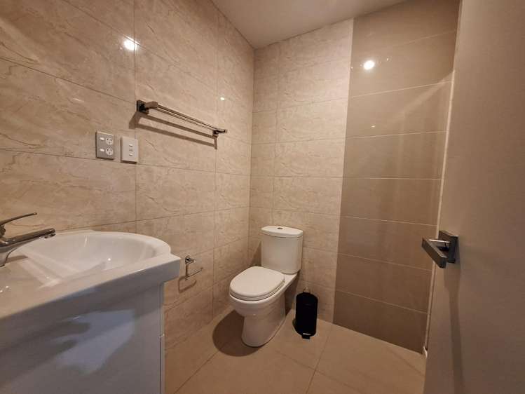 10/4 Wallson Crescent Wiri_9