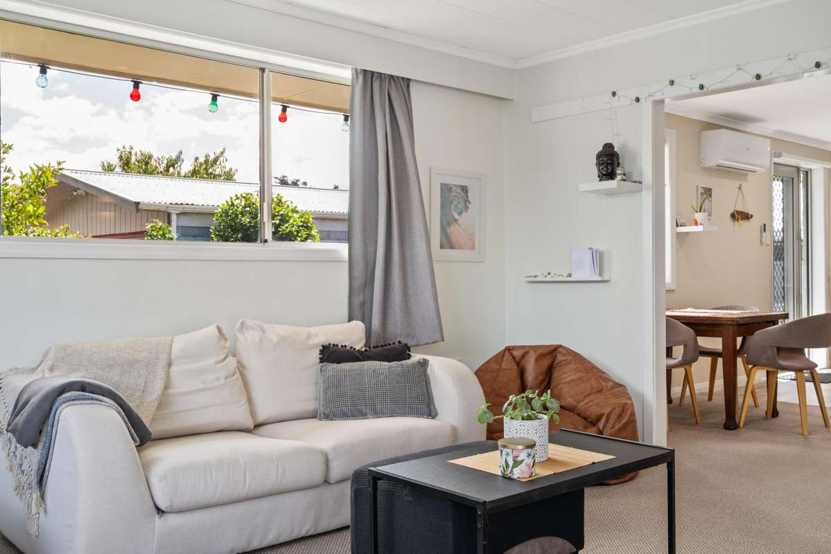 2/56 Leefield Street_2