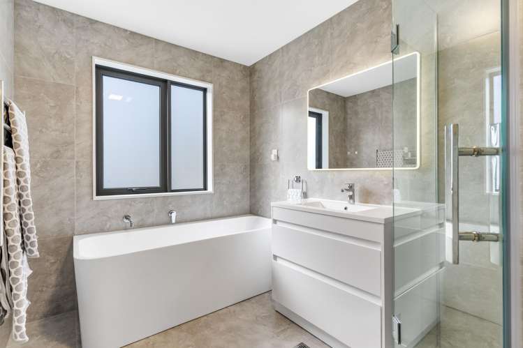 7/16 Williamson Avenue Belmont_11