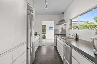 15A St Winifreds Place_2