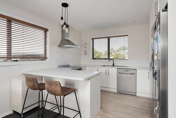 35 Fairfax Crescent Pyes Pa_1