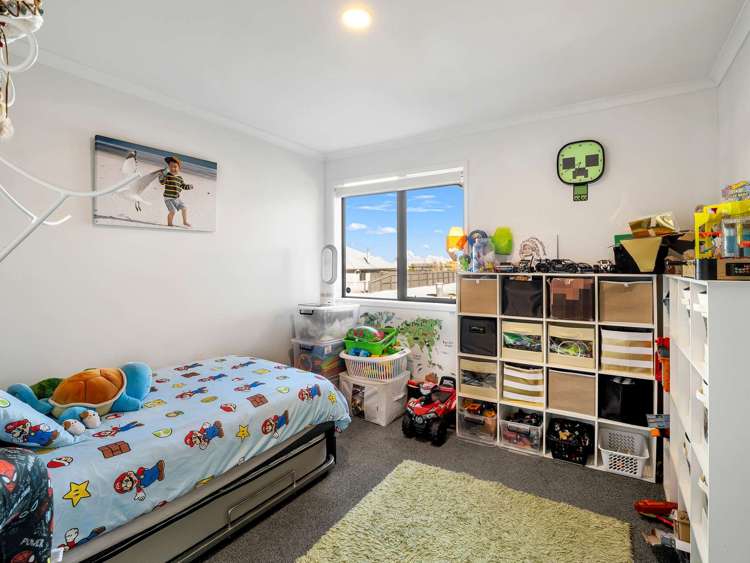 28 Macdonald Heights Feilding_21