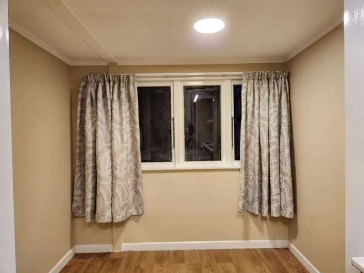 5 Dinniss Avenue Regent_11
