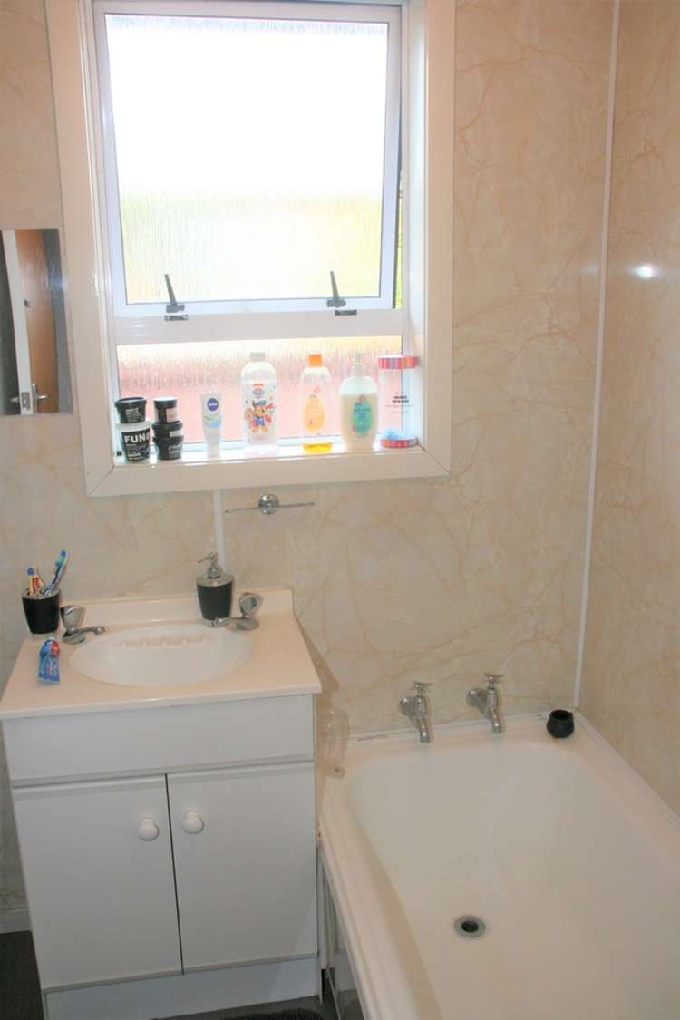 22 Carlyle Road Mosgiel_11