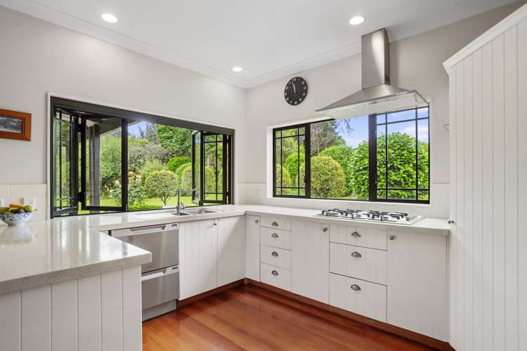 21 Thorn Road Kaimai_16