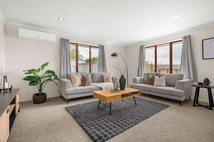 1 Farleigh Close Huntington_1