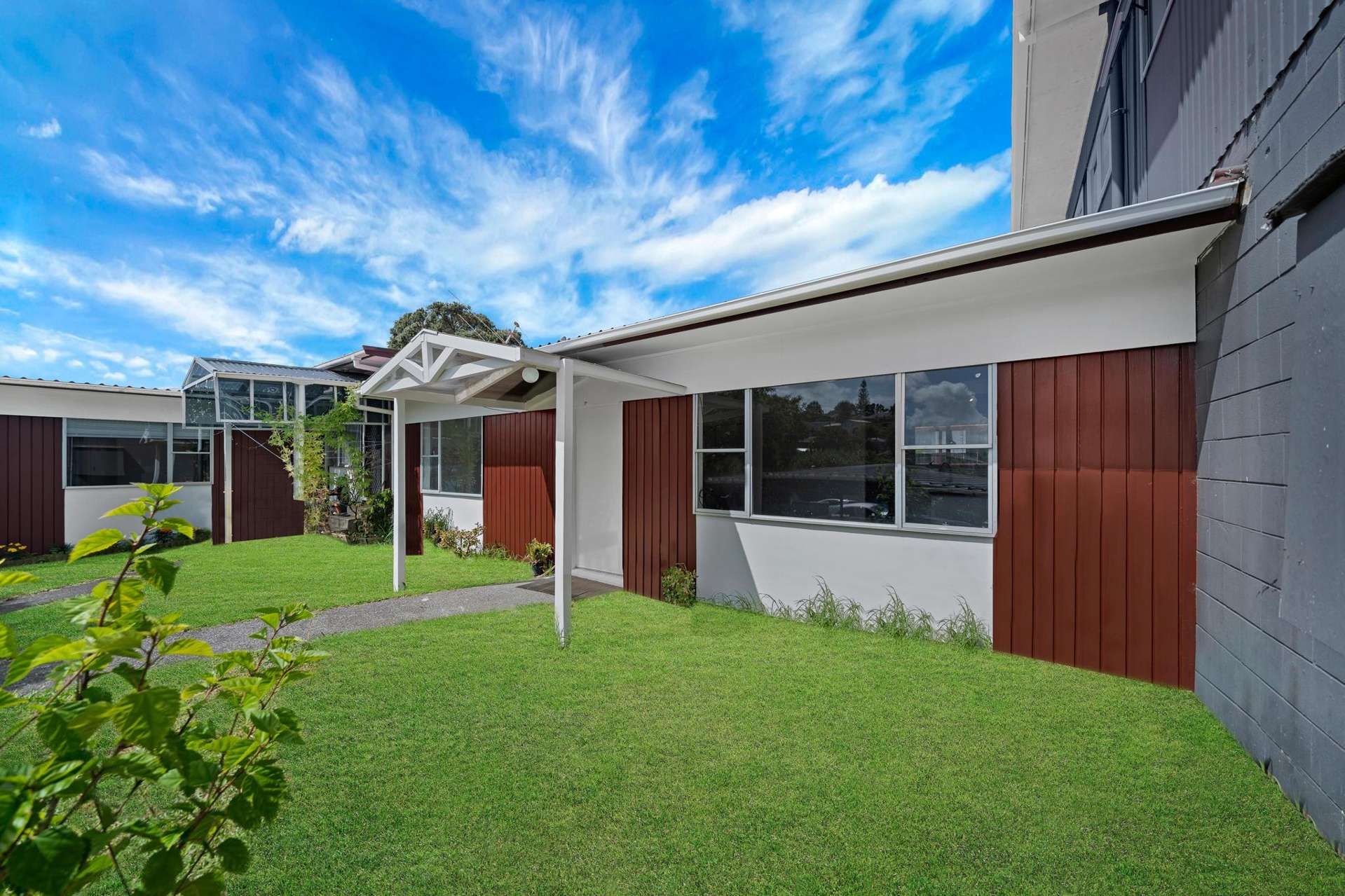 2/94 Chivalry Road Glenfield_0