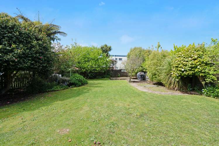 19 Monaghan Avenue Karori_29