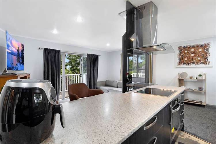 11 Temuri Place Glendene_12