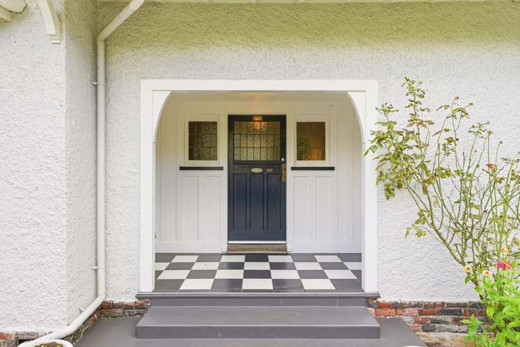 5 Parkes Avenue St Johns Hill_4