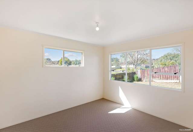 8 Galilee Avenue Red Hill_2