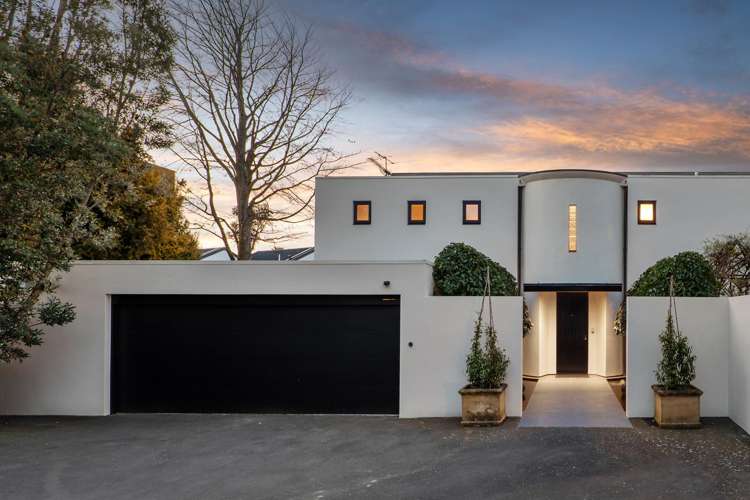 15 Rhodes Street Merivale_1