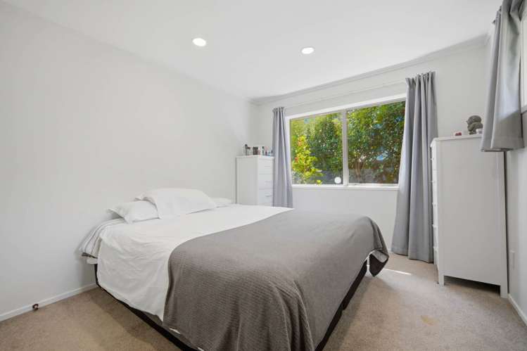 21 & 23 Palliser Lane Browns Bay_19