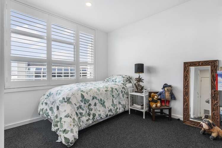 10/2 Campbell Road Takapuna_17