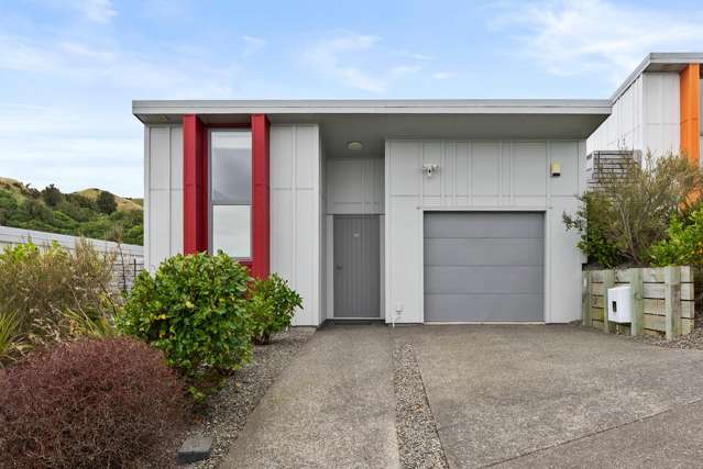 Private, Sunny & Effortless Living