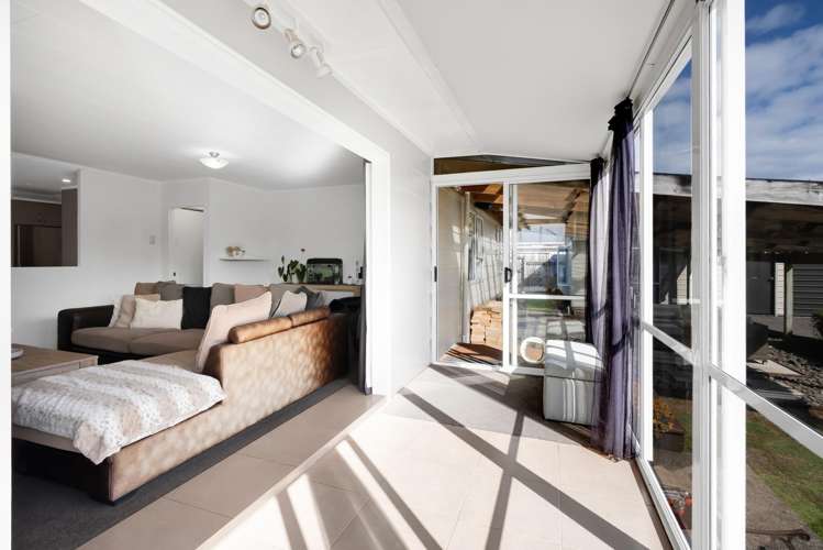 27 Culzean Grove Bell Block_3