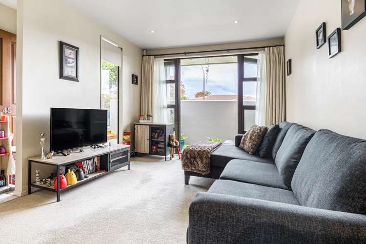 45/8 Landscape Road Papatoetoe_5