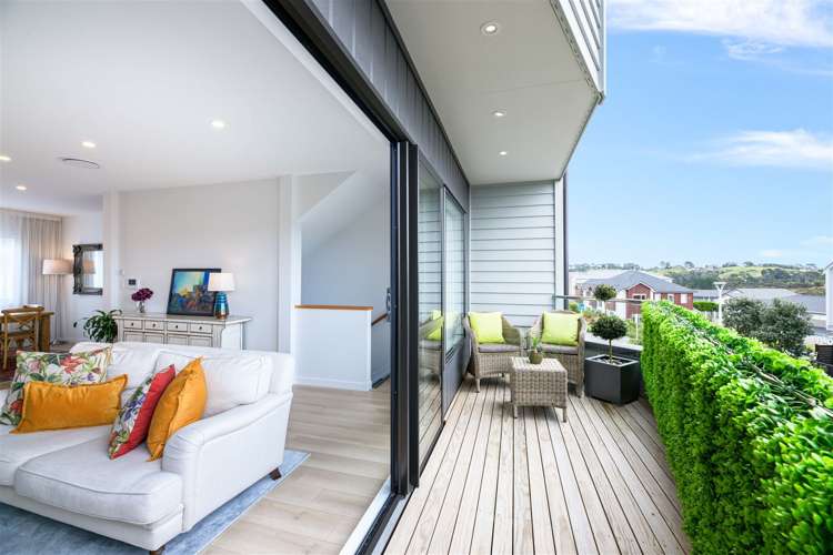 12 Moki Place Long Bay_8