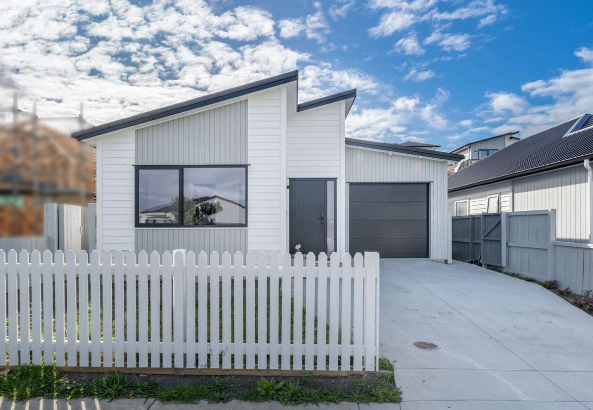 15 Whakairo Crescent_0