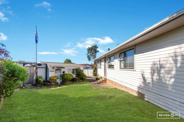 8 Ainsdale Place Manurewa_16