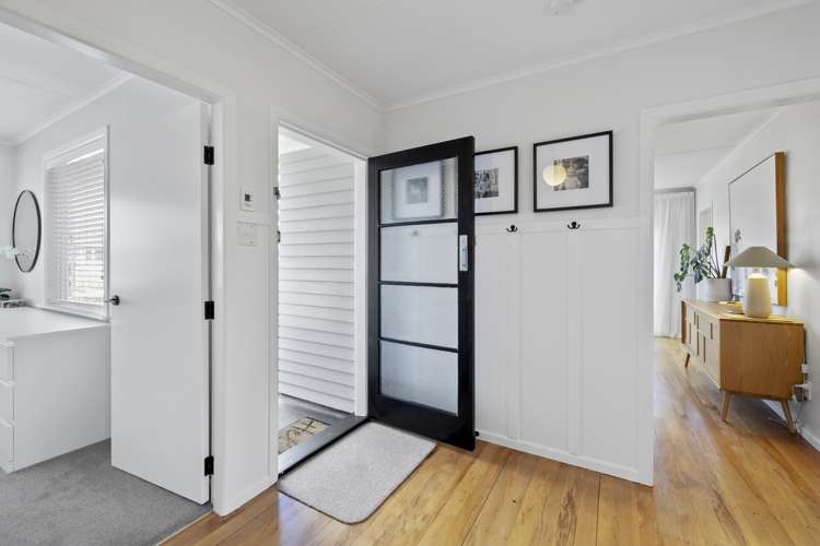 9 Trafalgar Street Westown_13