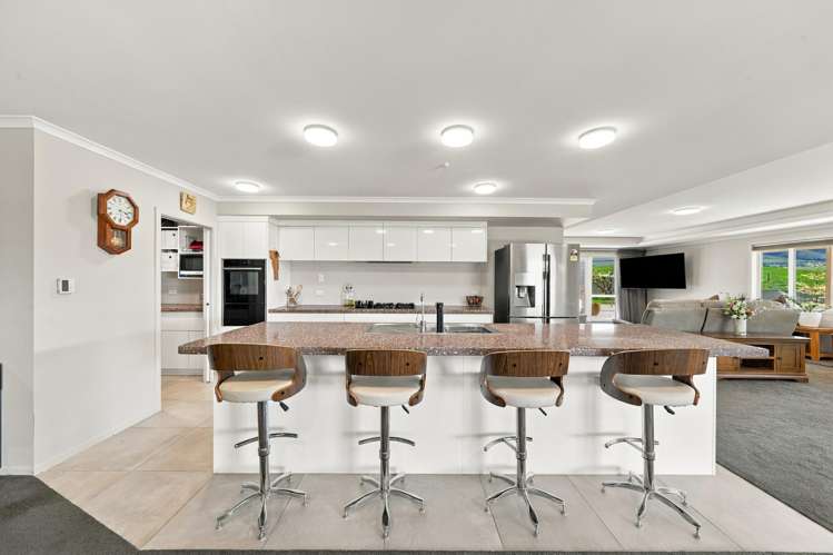8 Sunset Place Otematata_4