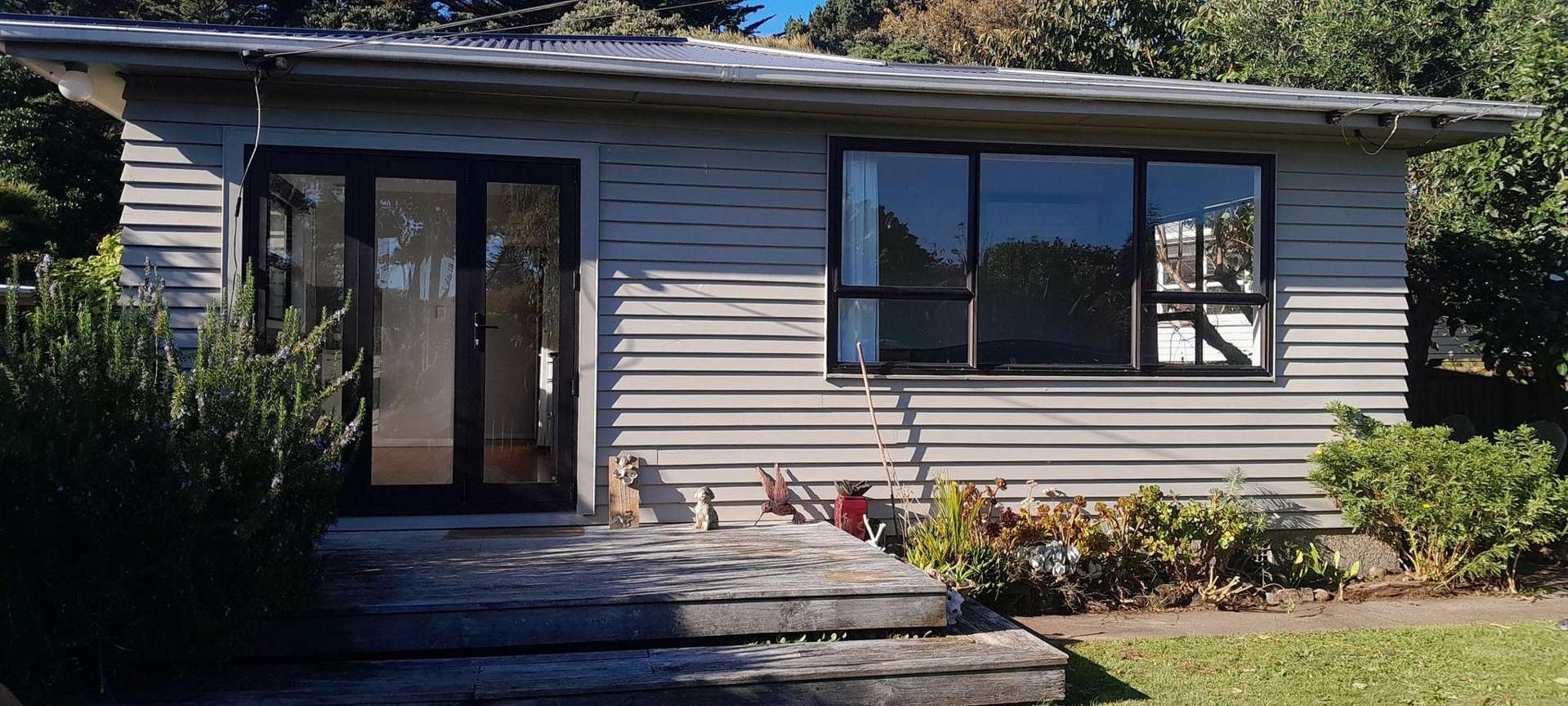 128 Tilley Road Paekakariki_0