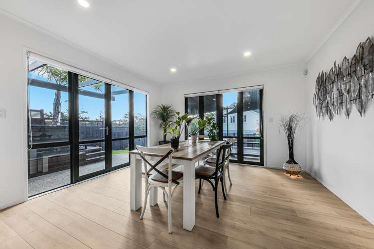 44 Pitoitoi Avenue Greenhithe_12
