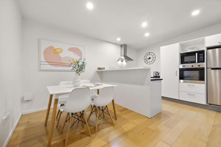 15 The Boardwalk Auckland Central_6