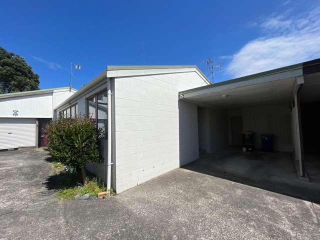 2/40 Bodi Place Te Atatu South_1