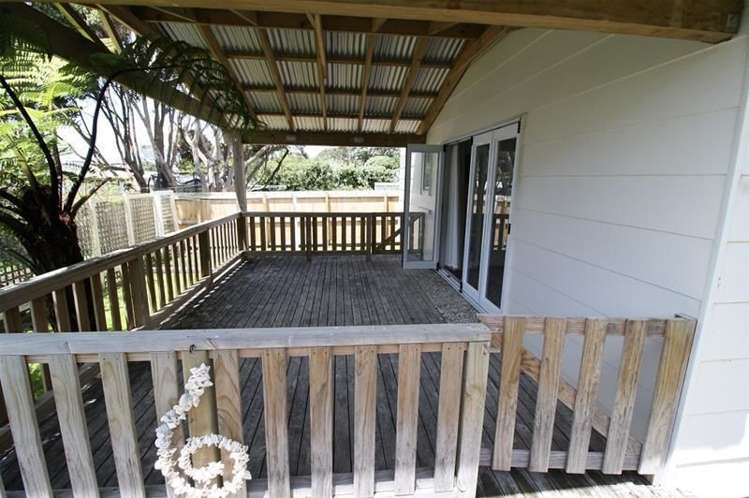 5 Fishermans Bend Whiritoa_13