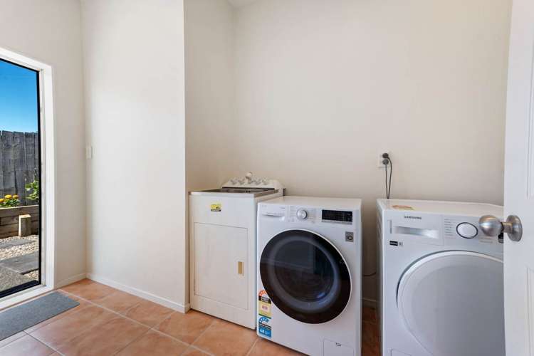 13 Red Oak Place Schnapper Rock_17