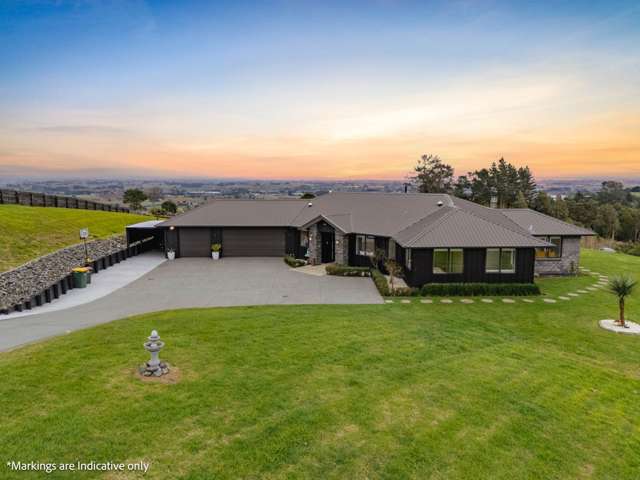 Luxury lifestyle & Views!