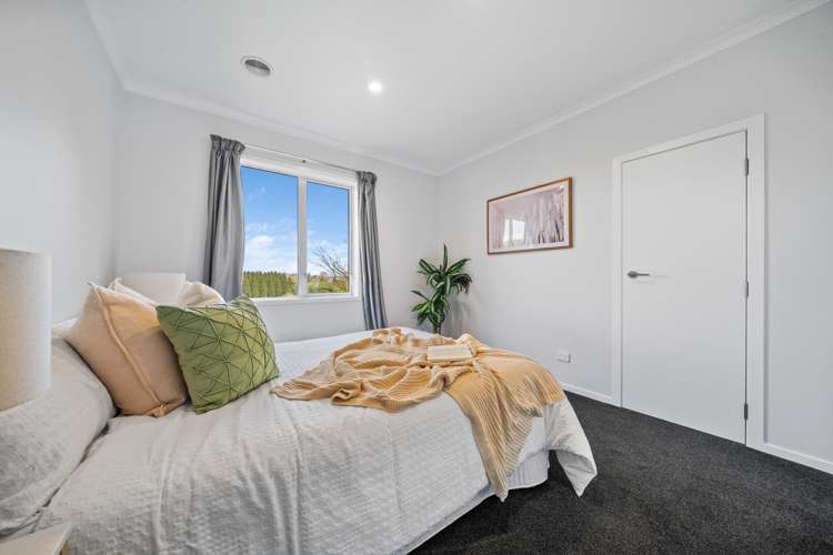 13e York Crescent Westown_16