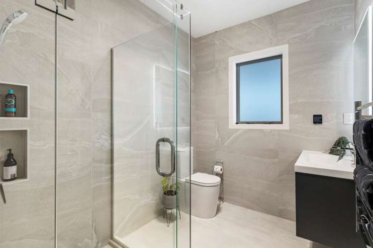 24 Lagonda Rise Oteha_9