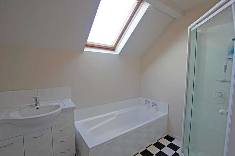 2 Fuschia Place Mosgiel_9