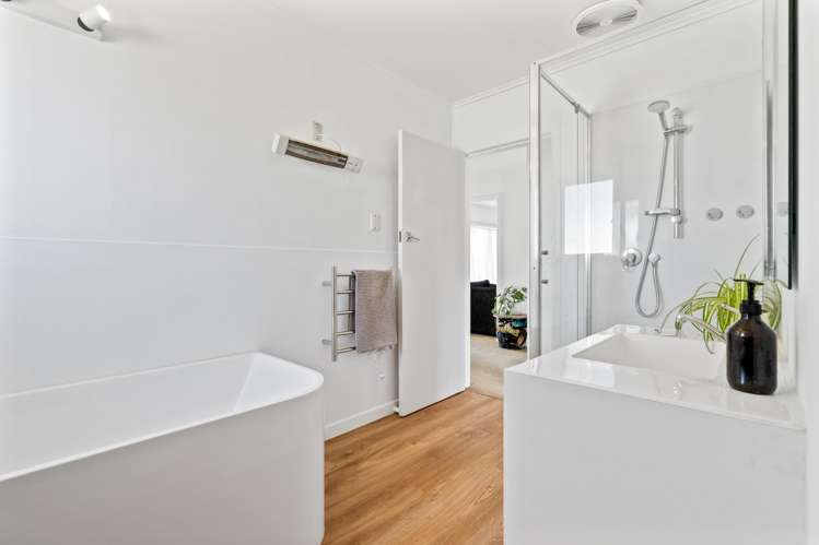 1 Ford Avenue Te Kamo_11