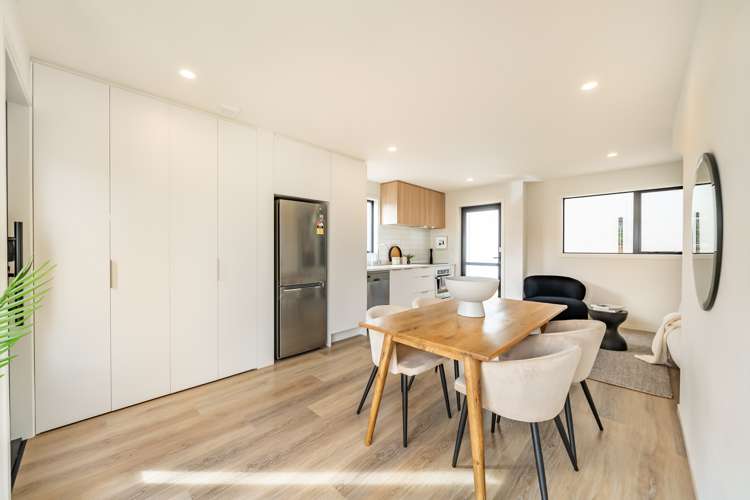 4/7 Wainuiomata Road Wainuiomata_5