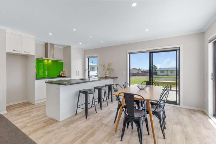 39 Strathmore Avenue_5