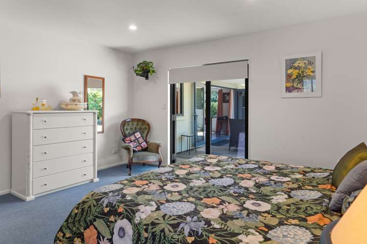 151 Lincoln Road Carterton_14