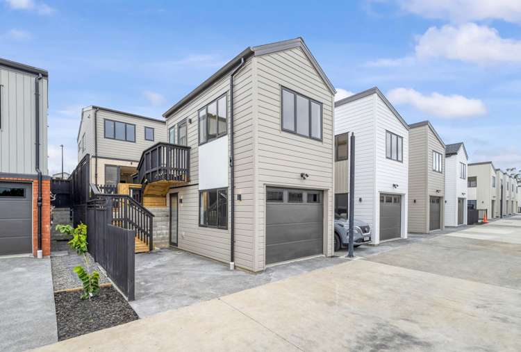 32 Toetoe Street Westgate_22