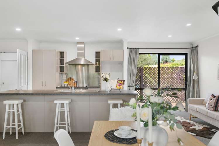 4 Lightning Close Wigram_5