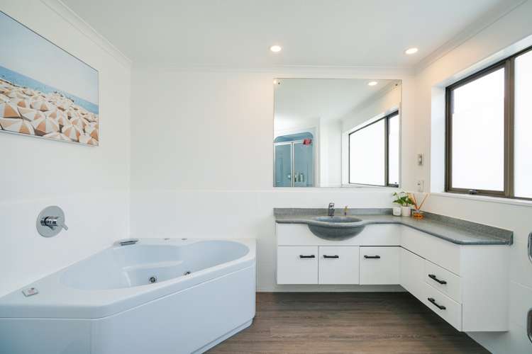 36 Bryson Road Otatara_16