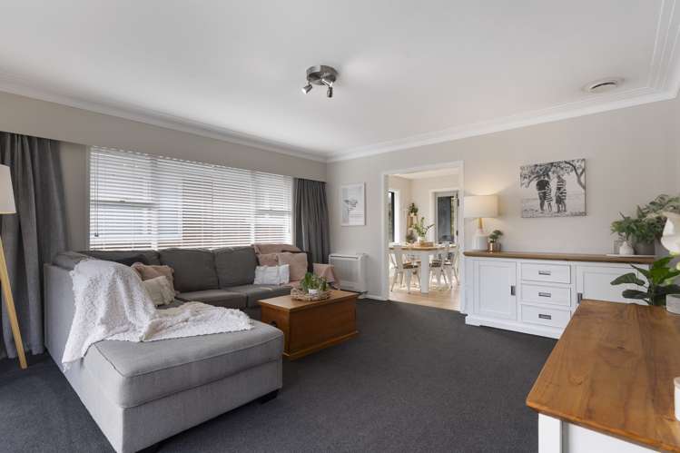 8 Harford Place Pakuranga Heights_4