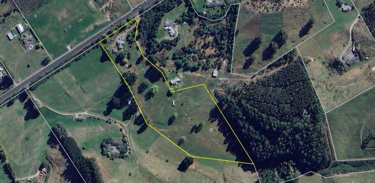 227 Whangamata Road Kinloch_10