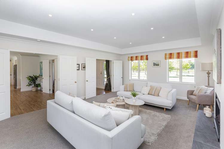 65 Glengarriff Drive Lincoln_11