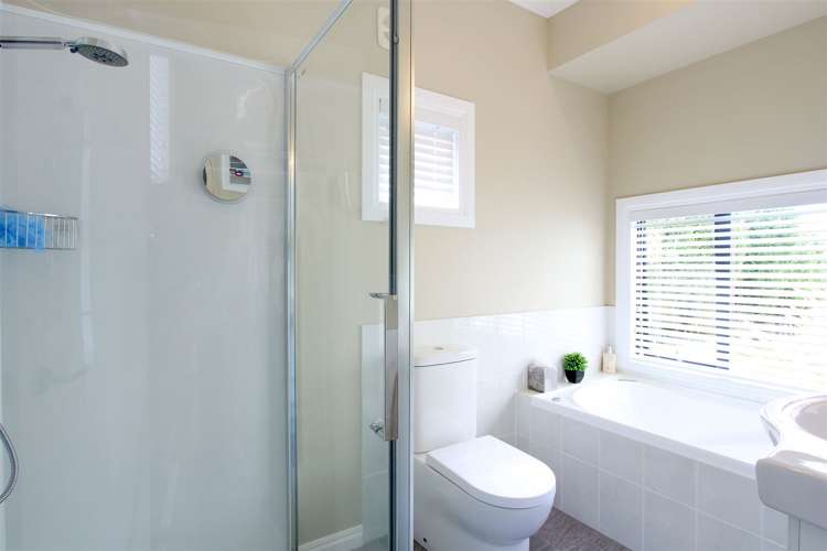 3 Endeavour Drive Whitby_16