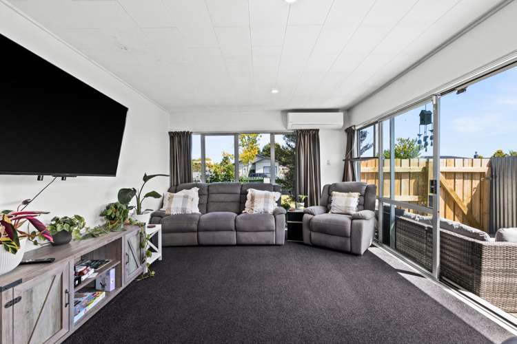 808 Ferguson Street Akina_1